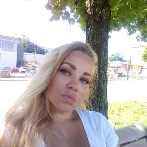 Meet your Posher, Stephenie